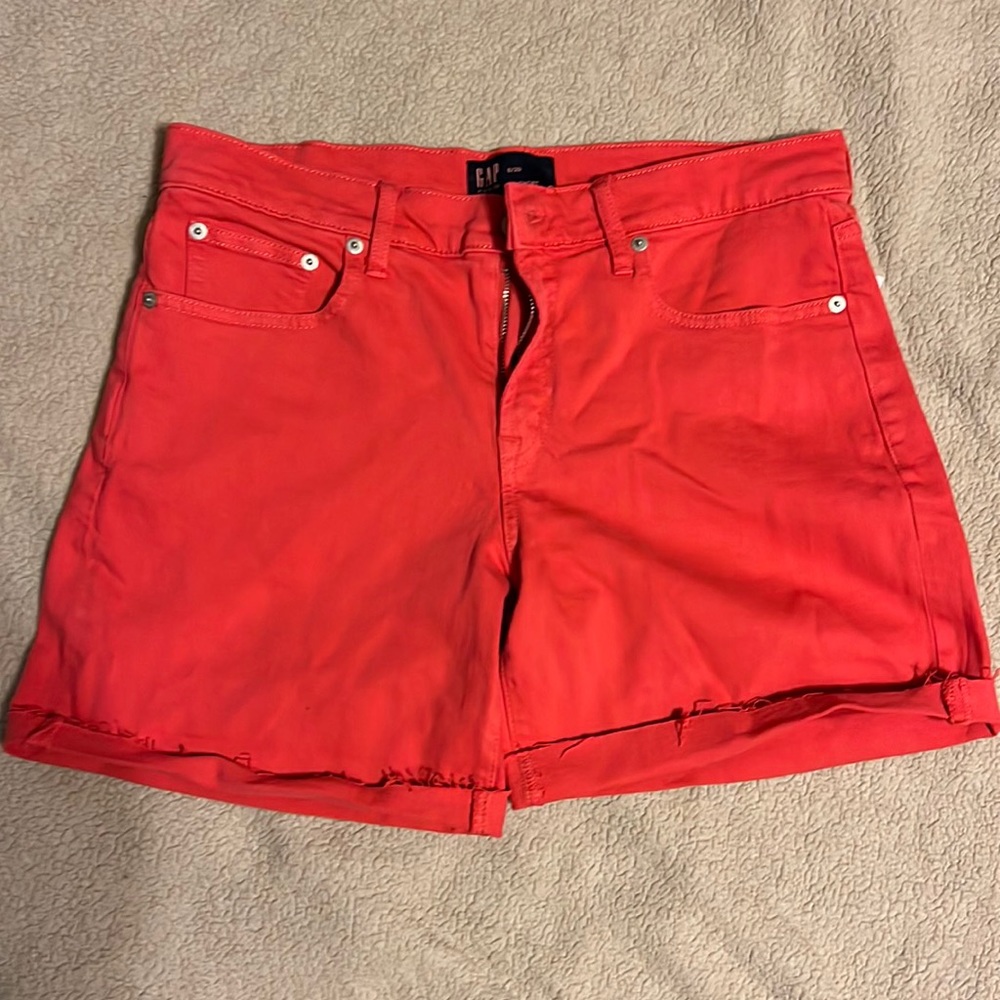 Gap midi shorts